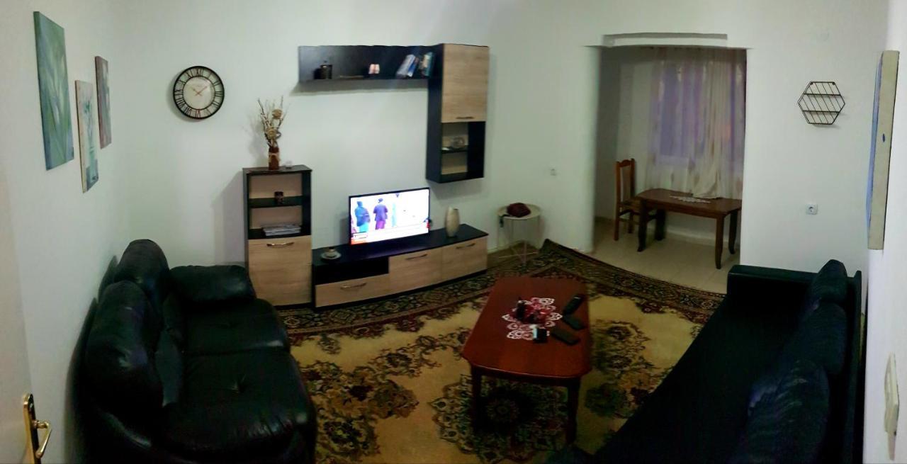 Home Flori&Vili Shkodër Eksteriør bilde